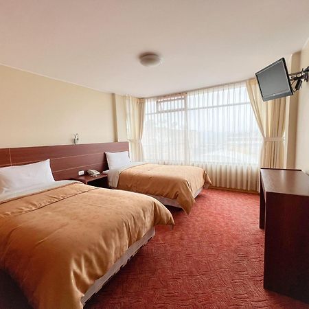 Hotel Flor De Los Andes Tulcán Eksteriør bilde